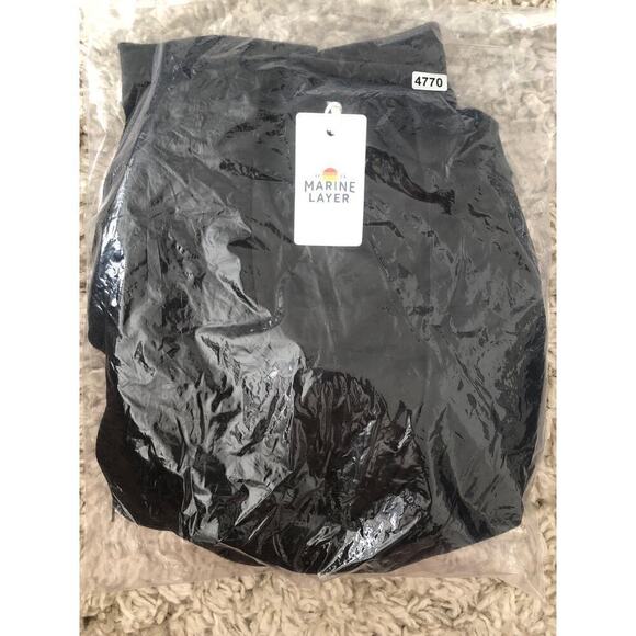 Marine Layer Jasmine Top Velour Long Sleeve V-Neck Blouse Black NWT XL - Picture 4 of 8